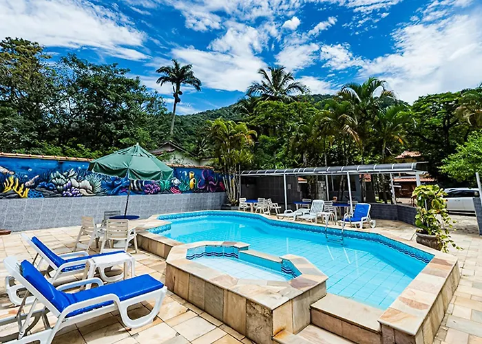 VELINN Pousada TropicalHotel em Ubatuba